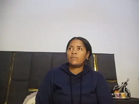 Snapshot of aleixane chatting on 07.15.26 aleixane online show from 07.15.26