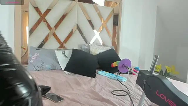 elena mature online show from 02.28.26