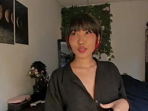 Mary Rosse1 online show from 01.13.26