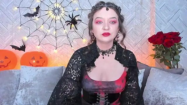 Snapshot of EvaBarsa_ chatting on 10.31.25 EvaBarsa online show from 10.31.25