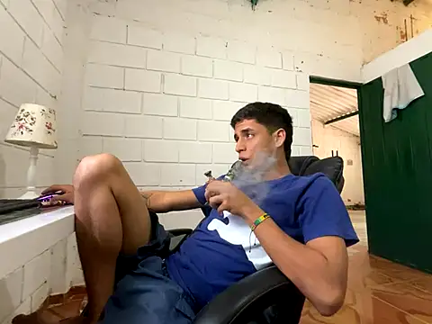 Max TheHorseDick online show from 11.24.25