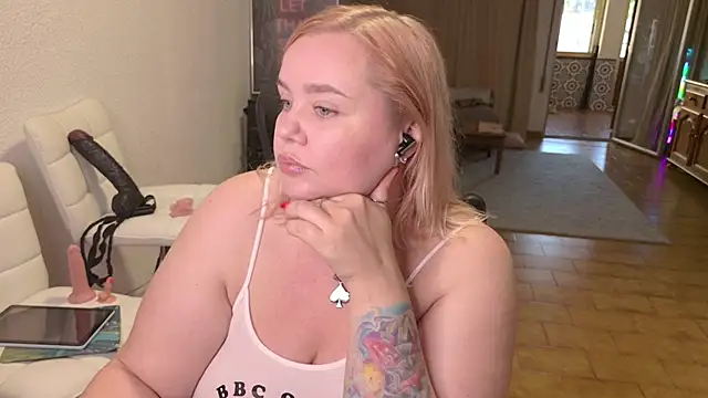 MargotGrey online show from 10.28.25