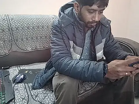 Snapshot of redvelvet_4 chatting on 12.20.25 redvelvet 4 online show from 12.20.25