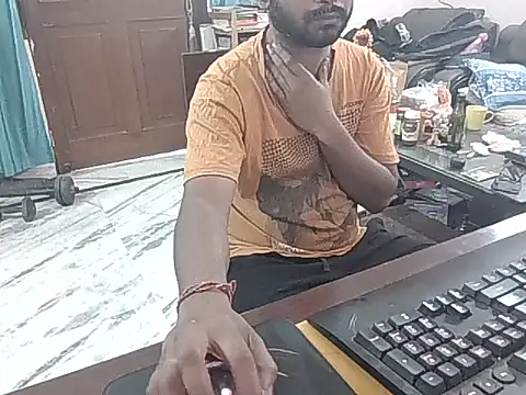 Snapshot of redvelvet_4 chatting on 03.27.26 redvelvet 4 online show from 03.27.26