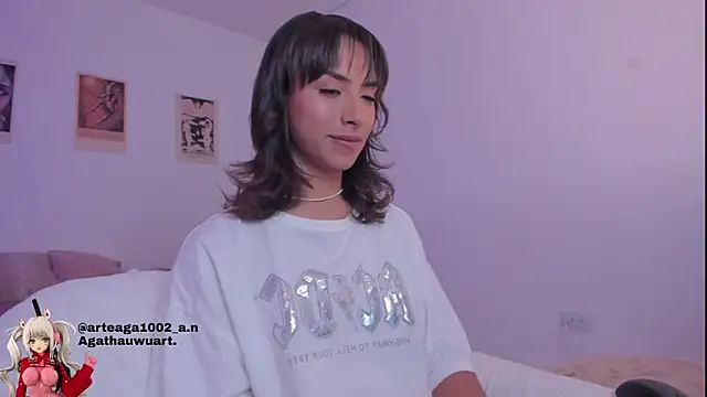 Snapshot of Moonlight1002 chatting on 10.09.25 Moonlight1002 online show from 10.09.25