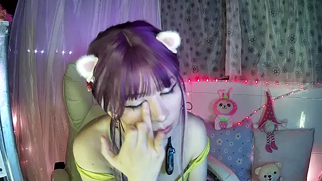 Snapshot of Haru_Queenn chatting on 03.06.25 Haru Queenn online show from 03.06.25