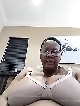 SEXYBOOBSNASS online show from 09.22.25