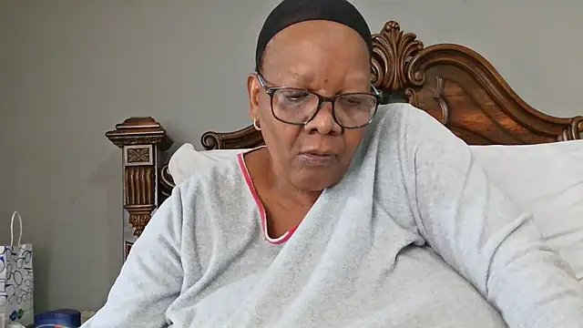 SEXYBOOBSNASS online show from 10.04.25