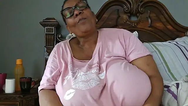 SEXYBOOBSNASS online show from 11.03.25