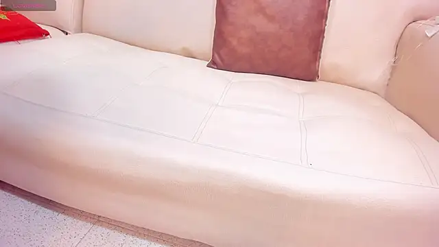 Snapshot of AlishaPalmer chatting on 12.20.24 AlishaPalmer online show from 12.20.24