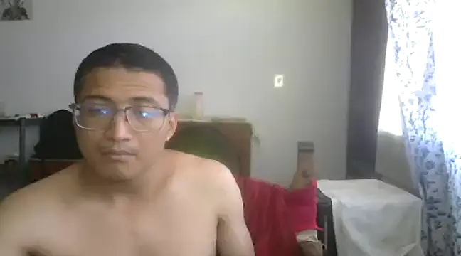 Snapshot of Mghty-cockl88 chatting on 01.15.25 Mghty-cockl88 online show from 01.15.25