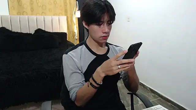 Elio-cam online show from 03.18.25