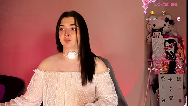 Snapshot of YsabellViveris chatting on 03.08.25 YsabellViveris online show from 03.08.25