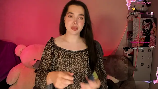 Snapshot of YsabellViveris chatting on 09.12.25 YsabellViveris online show from 09.12.25