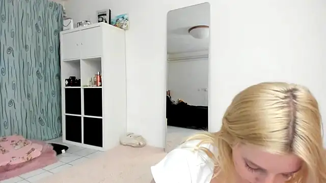 KenzieDawton online show from 04.02.26