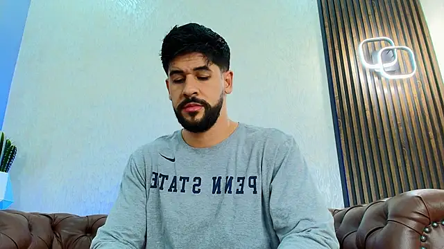 Snapshot of Petesevans chatting on 06.18.26 Petesevans online show from 06.18.26
