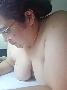 karlythothxh online show from 02.19.25