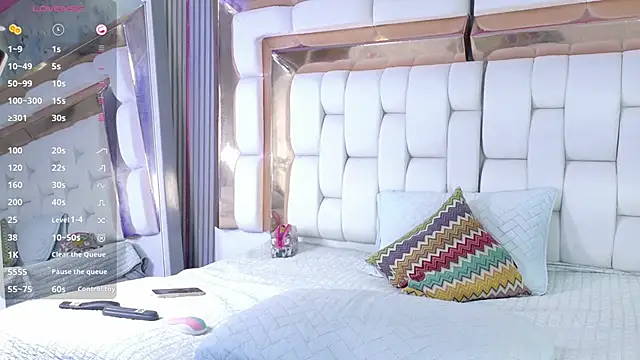 sexysistter online show from 09.25.25