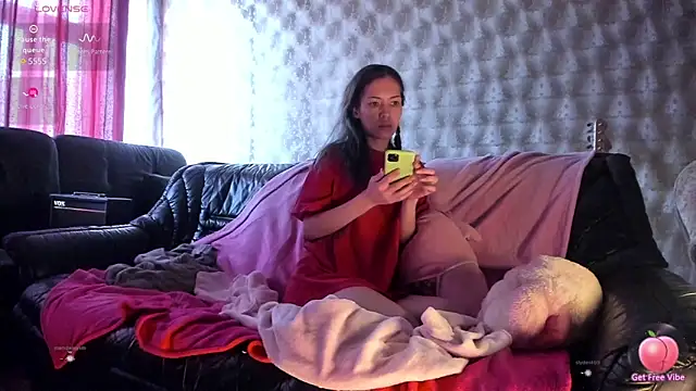 Snapshot of Milena_joline chatting on 02.16.25 Milena joline online show from 02.16.25