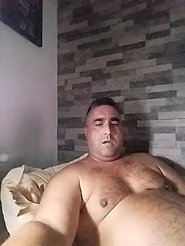 ADRIAN ADI40 online show from 10.15.25