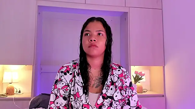 SophiaaStone online show from 02.11.25