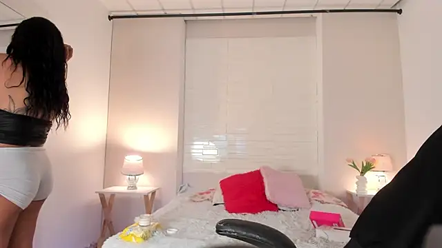 Snapshot of SophiaaStone chatting on 02.09.26 SophiaaStone online show from 02.09.26