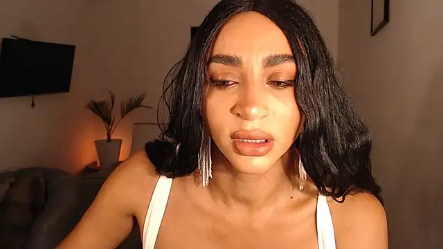 destinne mill  online show from 12.05.25