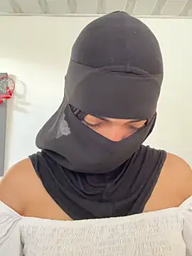 Snapshot of radiagazali chatting on 11.05.25 radiagazali online show from 11.05.25