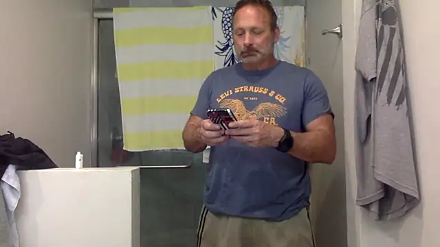 Bronco9602 online show from 09.17.25