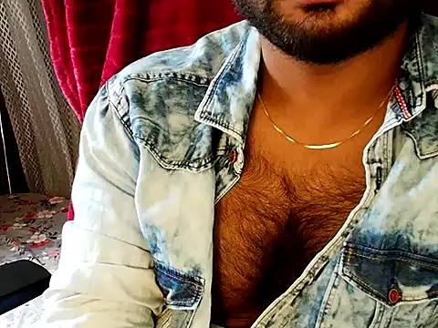 Snapshot of SHENOY3 chatting on 10.27.25 SHENOY3 online show from 10.27.25