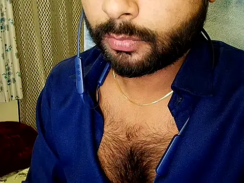 Snapshot of SHENOY3 chatting on 11.03.25 SHENOY3 online show from 11.03.25