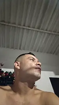 Snapshot of body_x29 chatting on 01.02.25 body x29 online show from 01.02.25