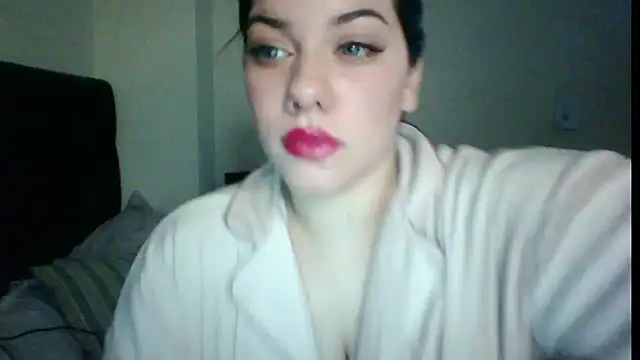 Snapshot of Janefruti chatting on 06.29.26 Janefruti online show from 06.29.26
