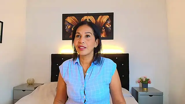 Snapshot of Shanon_mature chatting on 06.19.26 Shanon mature online show from 06.19.26