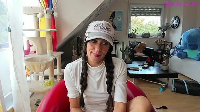 tinny williams online show from 10.05.25