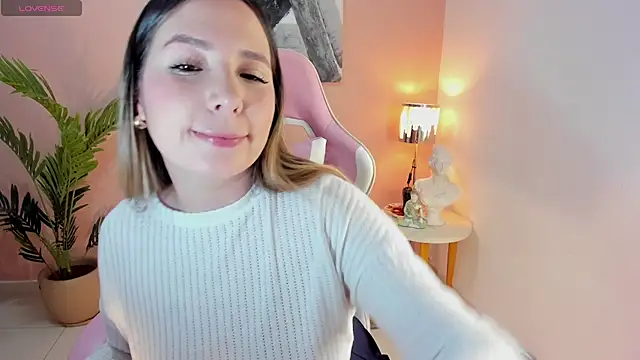 HannaMiller 1 online show from 12.15.25