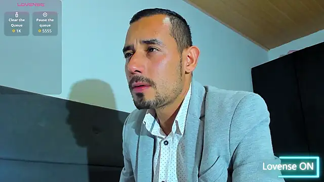 Snapshot of jhonyalzate2 chatting on 02.04.26 jhonyalzate2 online show from 02.04.26