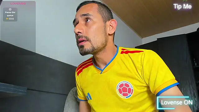 jhonyalzate2 online show from 07.29.26