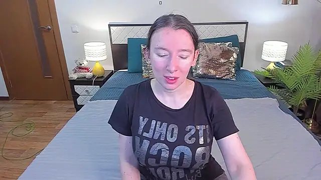 CatherineWalls online show from 06.09.26