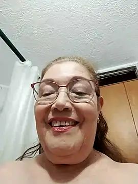 Vicky Rosse online show from 12.04.25