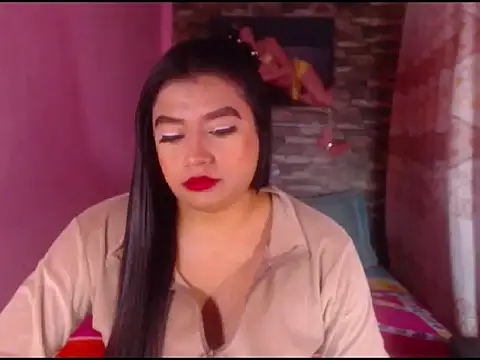 katrinawillff online show from 10.23.25