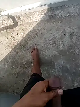 Snapshot of Aayankhan99 chatting on 11.05.25 Aayankhan99 online show from 11.05.25