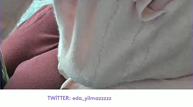 Snapshot of sexy_modelll chatting on 03.05.25 sexy modelll online show from 03.05.25