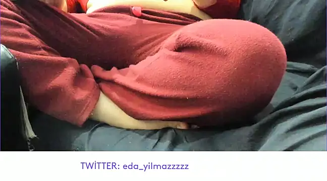 Snapshot of sexy_modelll chatting on 03.06.25 sexy modelll online show from 03.06.25