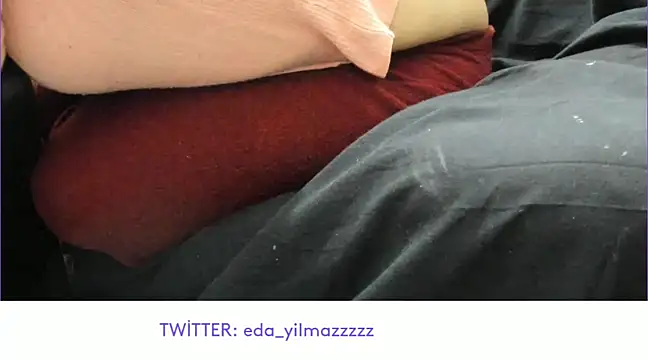 Snapshot of sexy_modelll chatting on 03.08.25 sexy modelll online show from 03.08.25