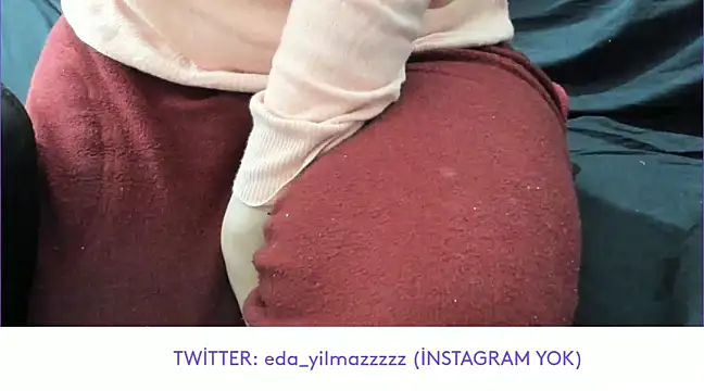 Snapshot of sexy_modelll chatting on 03.11.25 sexy modelll online show from 03.11.25