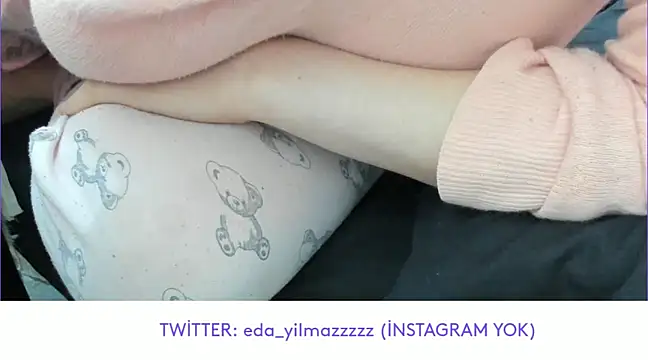 Snapshot of sexy_modelll chatting on 03.12.25 sexy modelll online show from 03.12.25