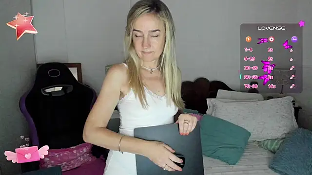 1Sweetnina online show from 01.25.25