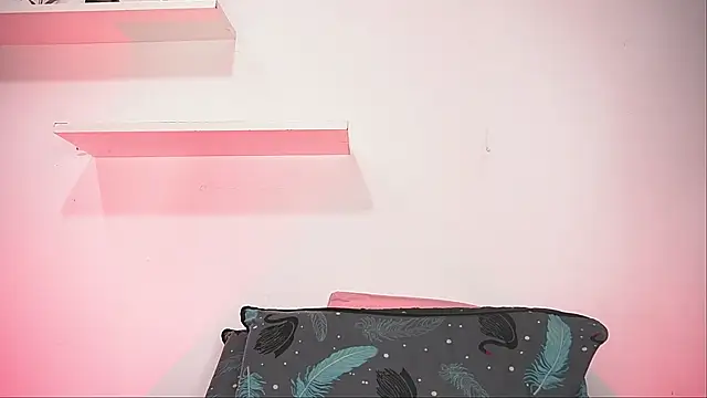 Snapshot of alexaa_walker chatting on 09.18.25 alexaa walker online show from 09.18.25