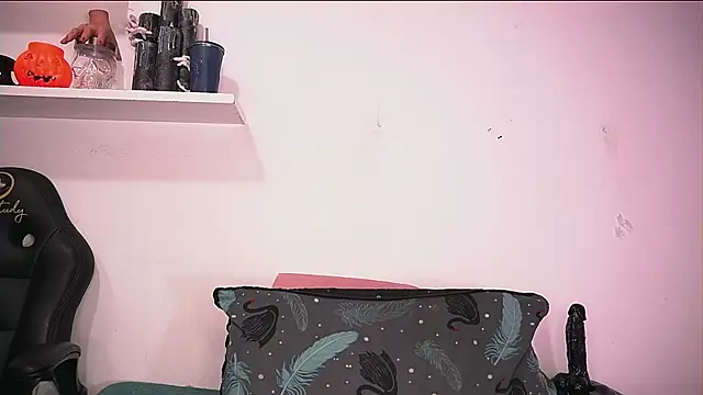 Snapshot of alexaa_walker chatting on 11.01.25 alexaa walker online show from 11.01.25